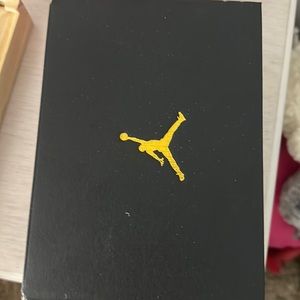Jordan’s 1 mid